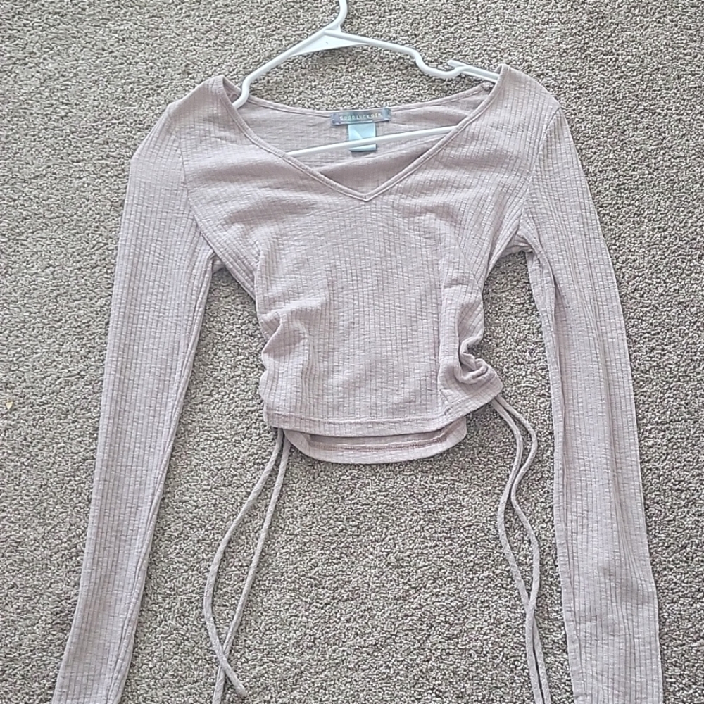 Long sleeve, cropped t-shirt